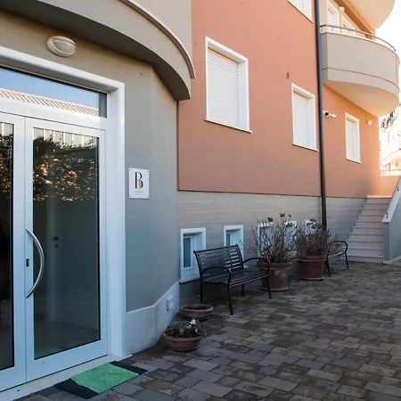 Bonelli Aparthotel *